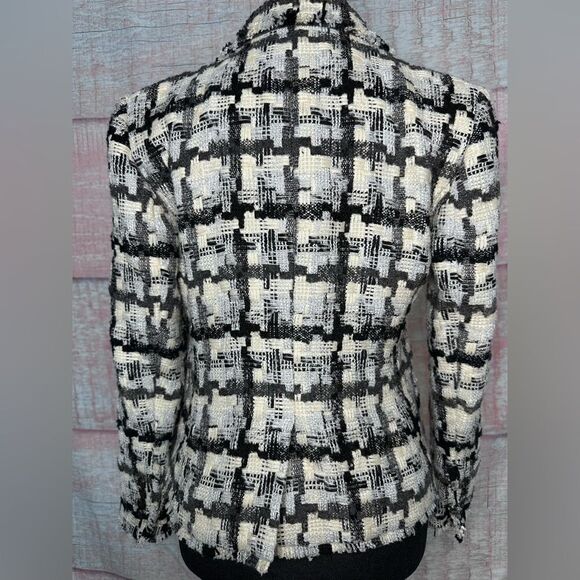 Ann Taylor Tweed Jacket Size 0 - Picture 3 of 8